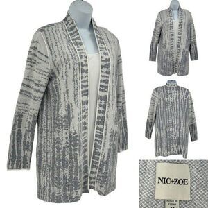 Nic + Zoe Gray and White Open Front Finger Tip Cardigan Lightweight Sweater M